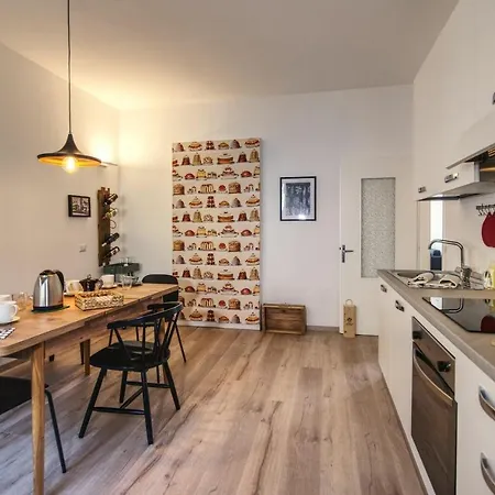 Ca Belee By Halldis Apartmán